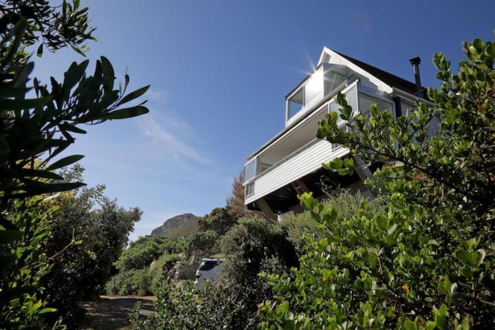 Broad Horizon Villa Scarborough Exterior photo